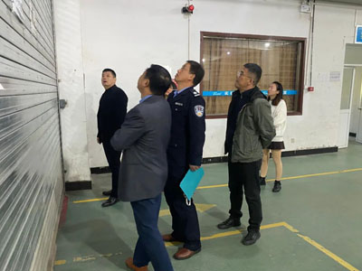 安徽星星輕紡集團(tuán)黨委、工會(huì)開展秋季安全大檢查