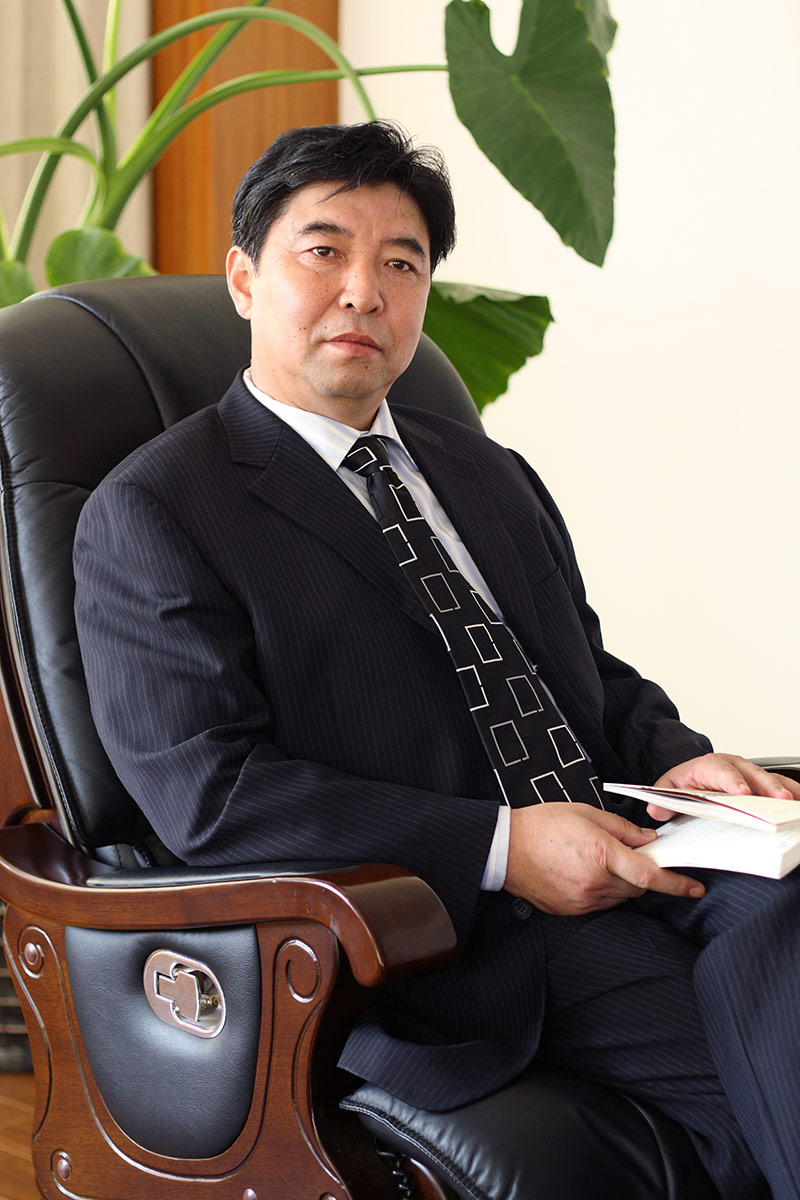 星星集團黨委書記、董事長-管傳玉